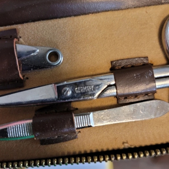 Vintage Special Triple Cut German Manicure Set in Leather Zipper - Picture 12 of 14